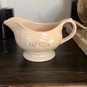 Pfaltzgraff Remembrance gravy server